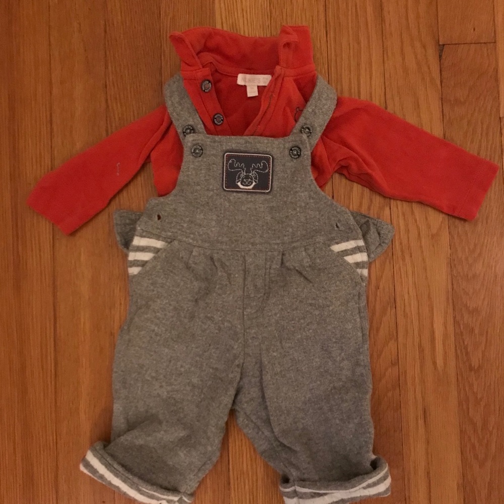 Overall and Velvety Onesie set
